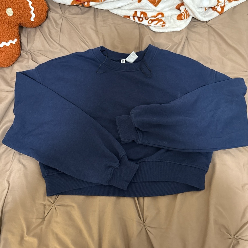 Navy Blue Cropped crew neck